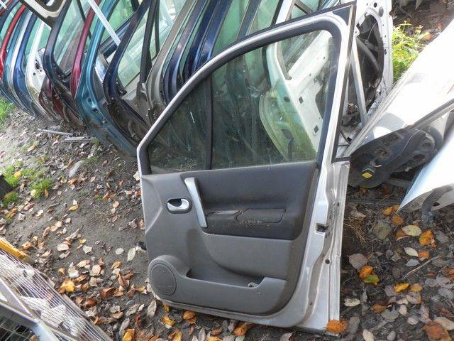 Дверь передняя правая A9Q7QH Renault Scenic - Фото 3