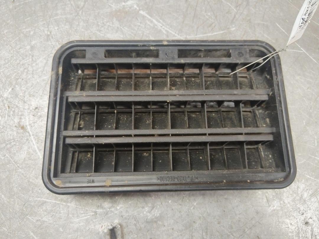 Решетка вентиляции кузова 32O5UR BMW X5 E53 - Фото 1