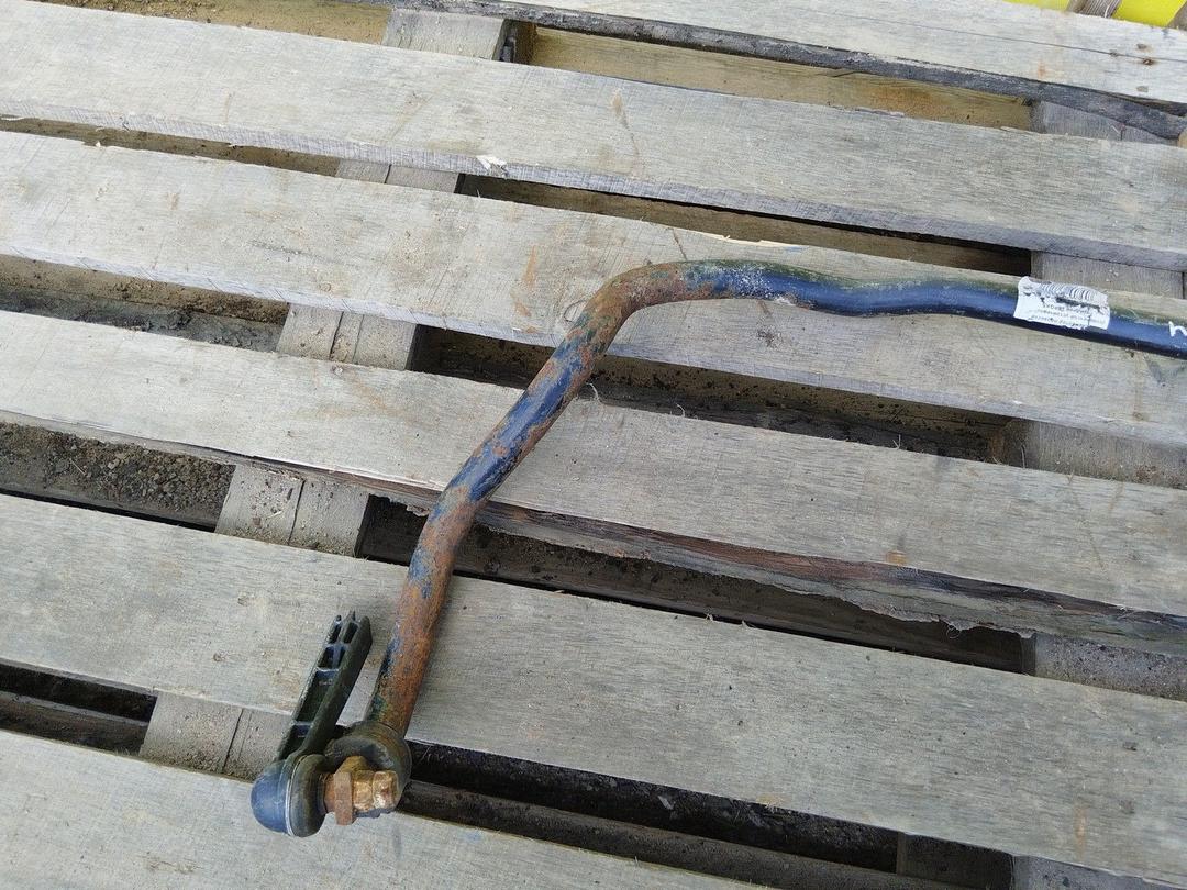 Стабилизатор подвески (поперечной устойчивости) передний ZBFGKS Audi 80 купить с доставкой