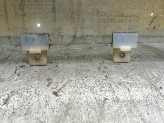 Стекло двери задней правой MR6ML4 Opel Frontera купить в магазине запчастей бу