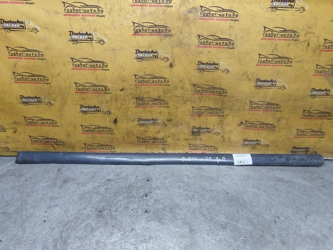 Молдинг двери передней правой EVFH4L Peugeot 806