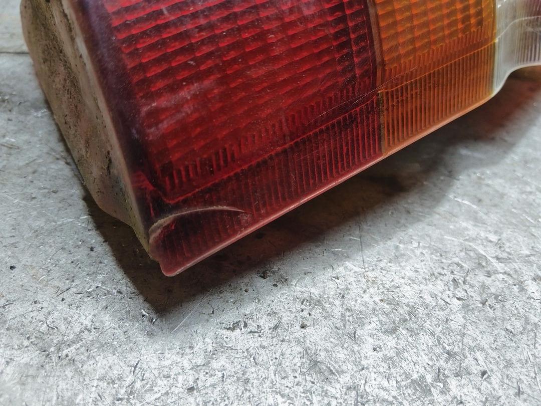 Фонарь задний правый 9HEU5R Ford Escort купить с доставкой