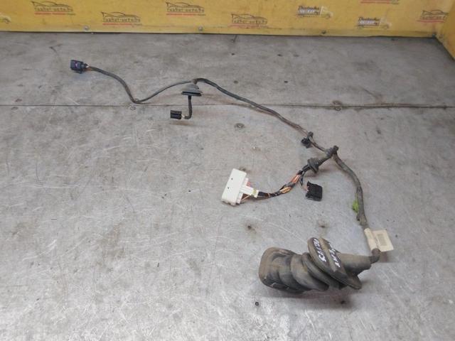 Проводка двери задней левой ZQV49E Seat Altea