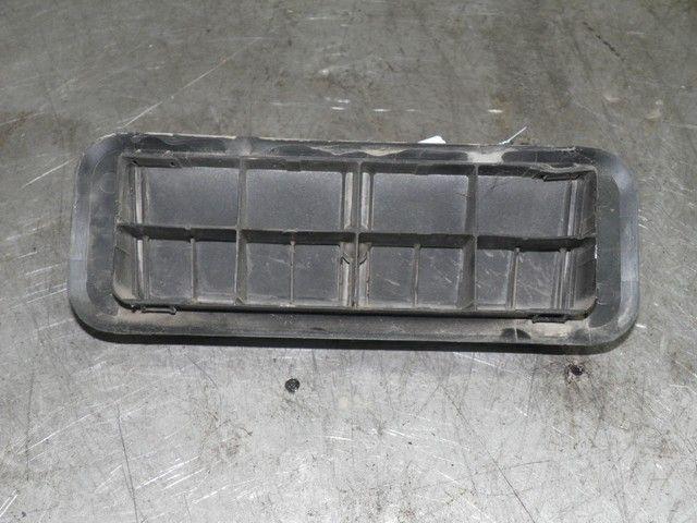 Решетка вентиляции кузова MS096Q Renault Clio купить с доставкой