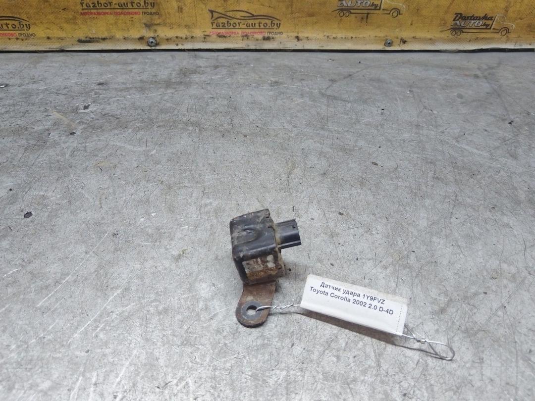 Датчик удара 1Y9FVZ Toyota Corolla