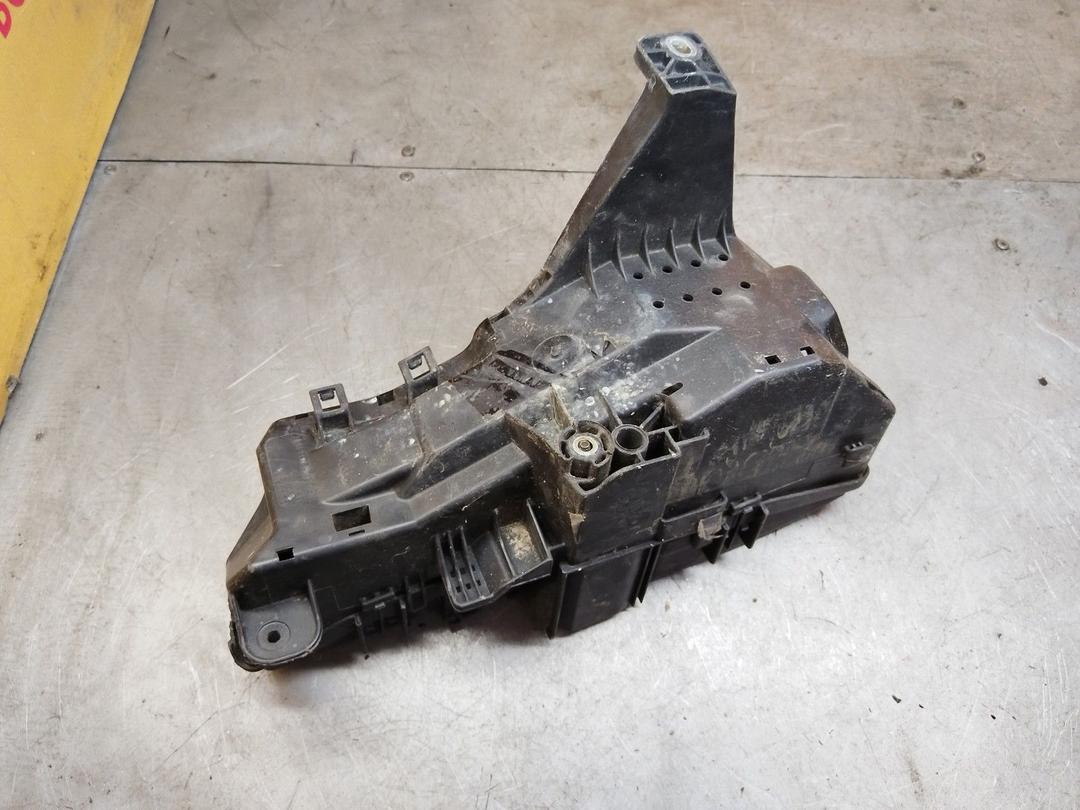 Короб предохранителей G3Y53E Volvo S80 - Фото 3