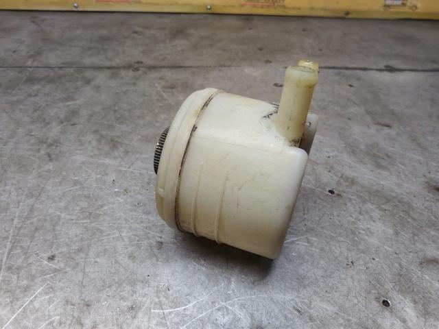 Бачок гидроусилителя JYSZ5T Kia Carnival купить в магазине запчастей бу