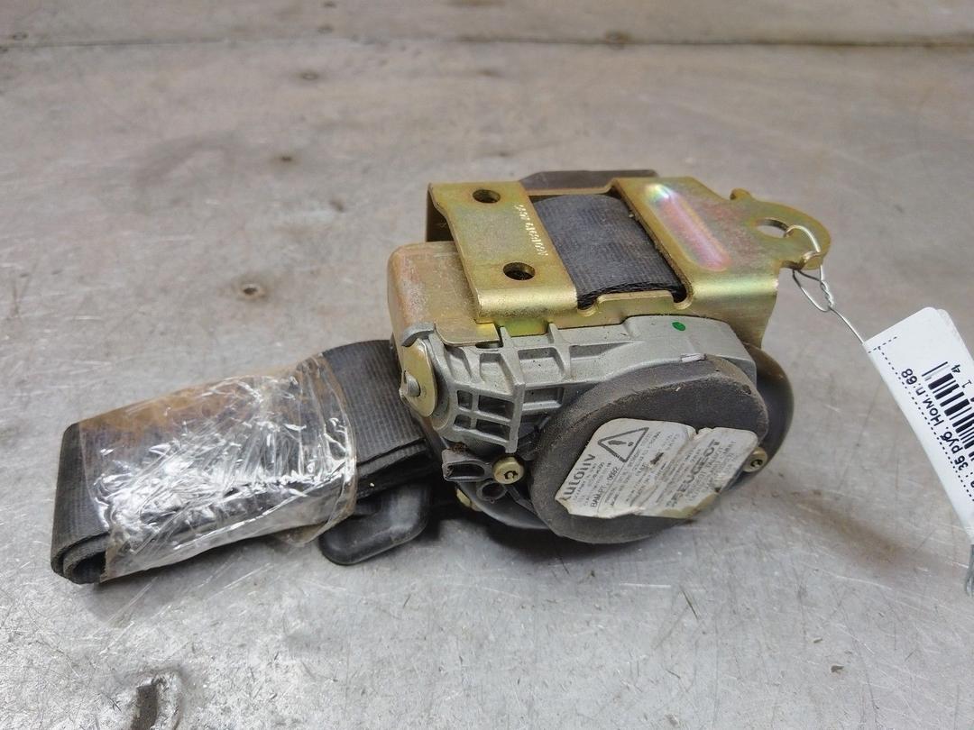 Ремень безопасности задний левый L1SXAK Peugeot 407 купить