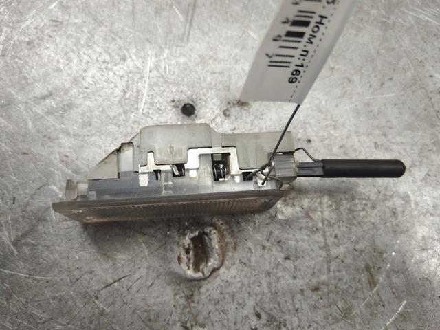 Плафон подсветки бардачка  1NZNC5 Citroen C4 купить в магазине запчастей бу