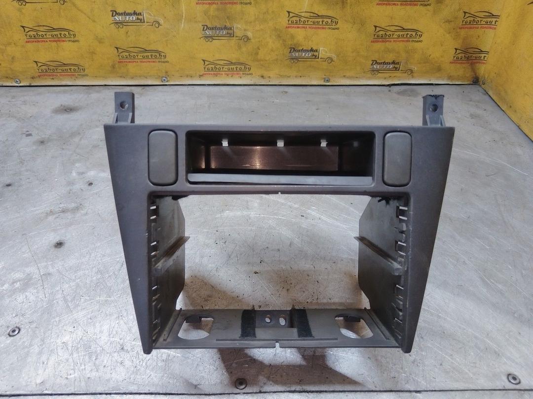 Рамка под магнитолу 4BXC8F Volvo V40 - Фото 1