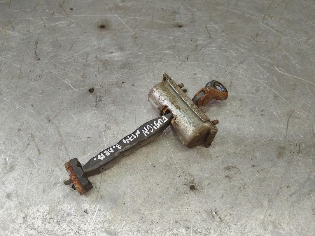 Ограничитель открывания двери задней 3MC7M0 Ford Fusion купить с доставкой