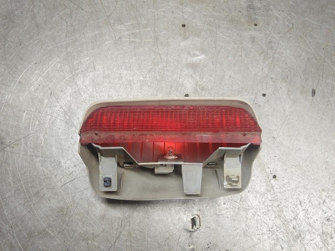 Стоп-сигнал 5HANZN Toyota Yaris Verso купить