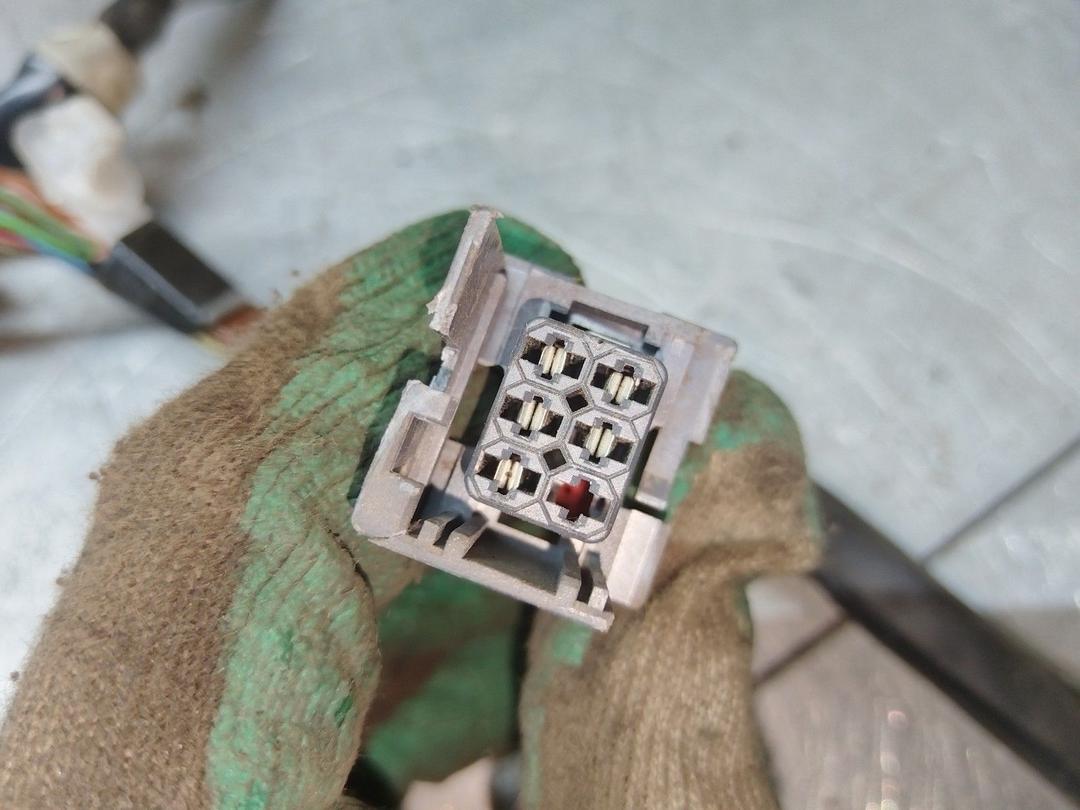 Проводка двери передней правой 2ZCMHV Toyota Corolla - Фото 2