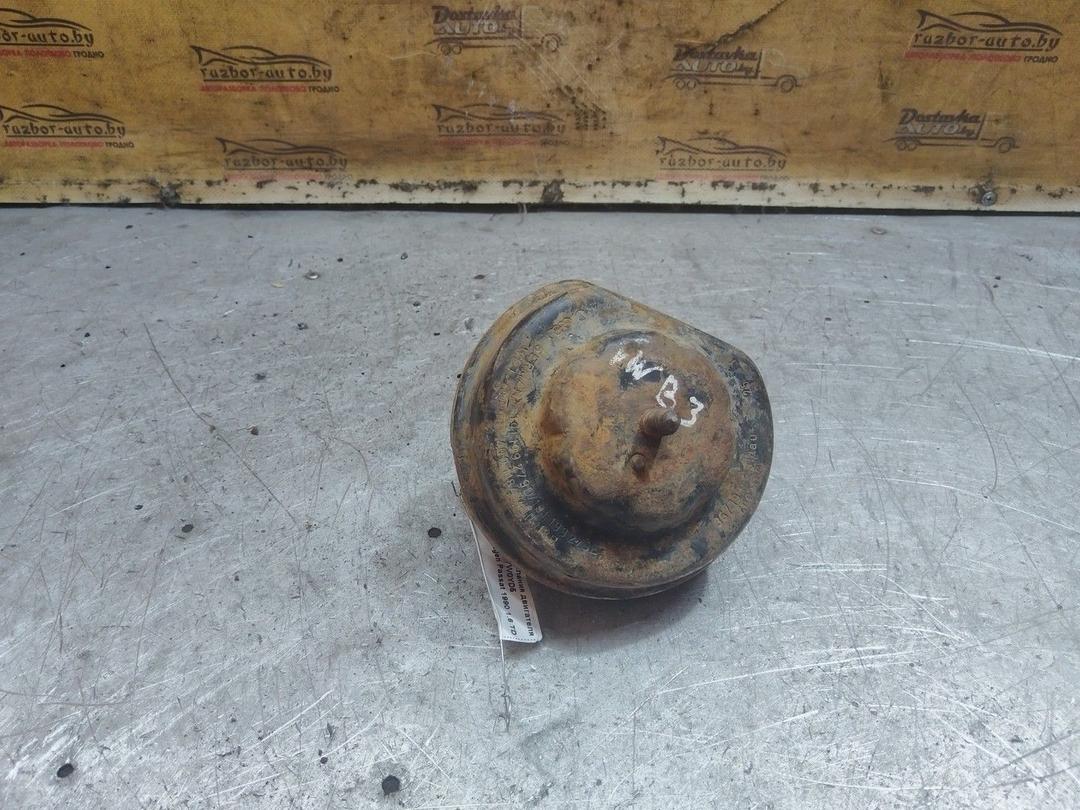 Подушка крепления двигателя 7W0YD5 Volkswagen Passat - Фото 1
