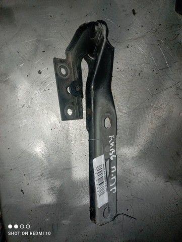 Петля капота Q3WYLB Audi A4 - Фото 2