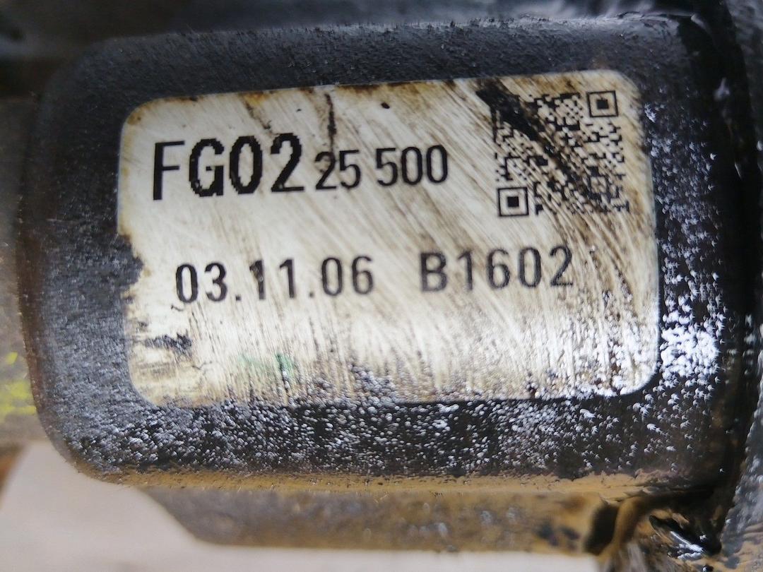 Полуось передняя правая (приводной вал, ШРУС) 3EQGWK Mazda 3 undefined