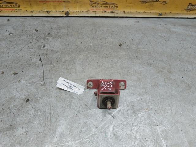 Петля крышки багажника VCS2X9 Alfa Romeo 146