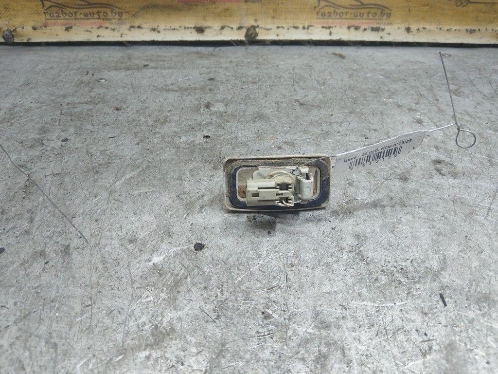 Подсветка номера 0W5VUU Toyota Corolla - Фото 3