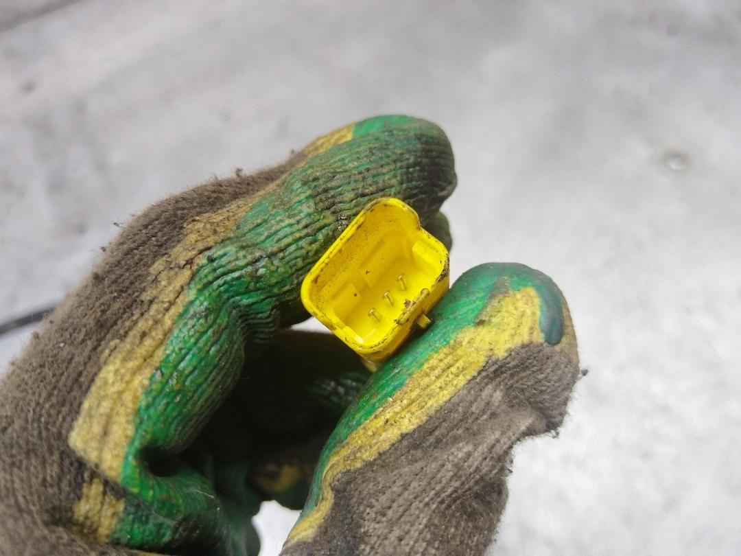 Датчик уровня масла 4T4338 Peugeot Partner купить с доставкой