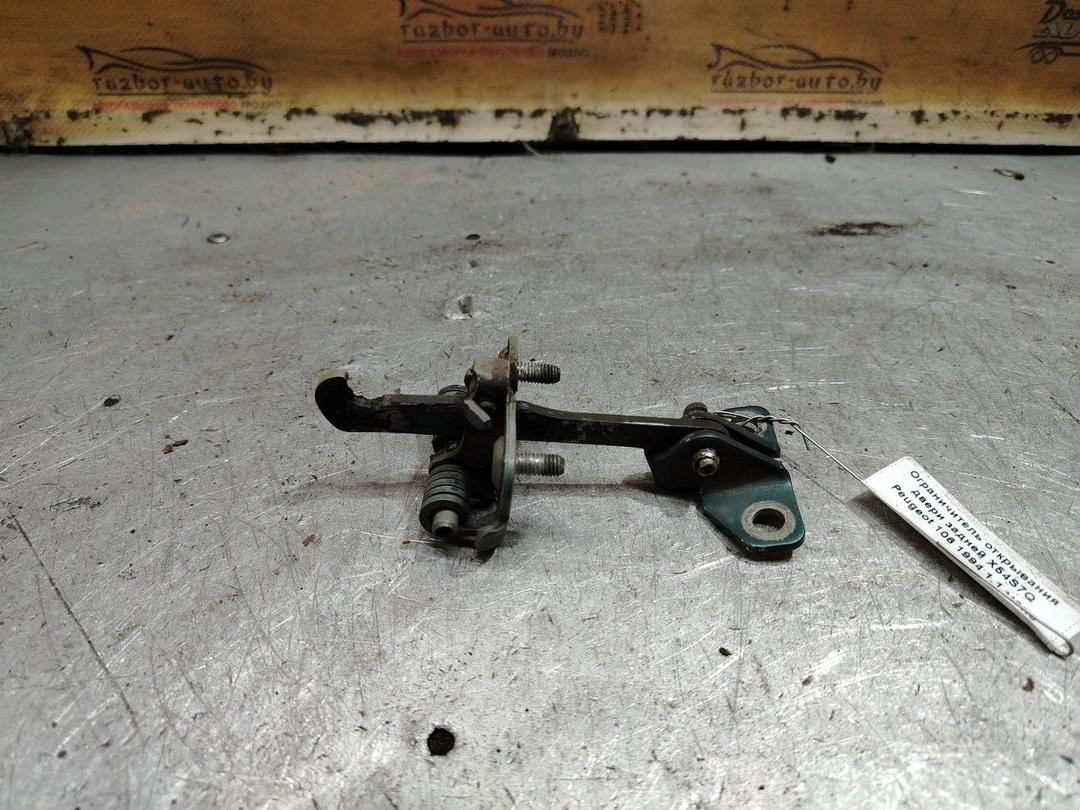 Ограничитель открывания двери задней X54S7Q Peugeot 106 - Фото 1