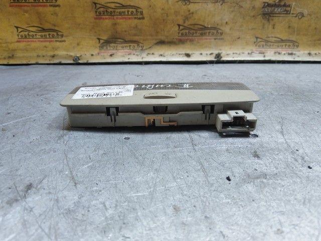 Фонарь салона (плафон) 8O9785 Renault Laguna купить с доставкой