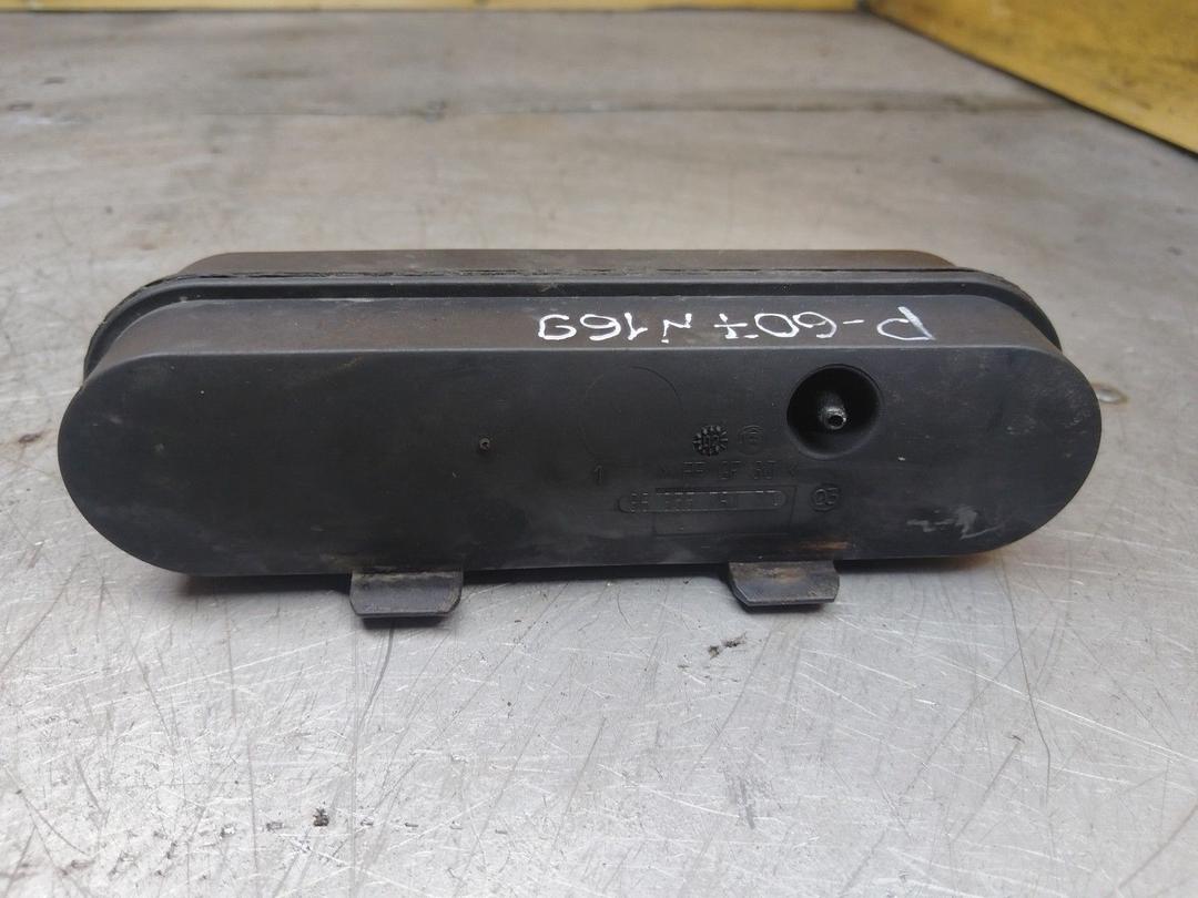 Резонатор воздушного фильтра B93E4Z Peugeot 607 - Фото 4