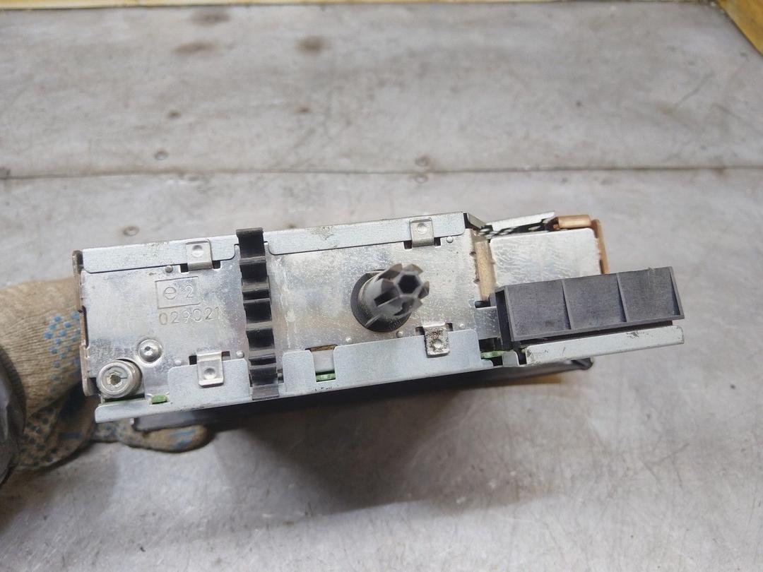 Магнитола 9Y80K2 Renault Scenic RX4 купить с доставкой. Огромный выбор запчастей и марок авто. У нас есть практически все.