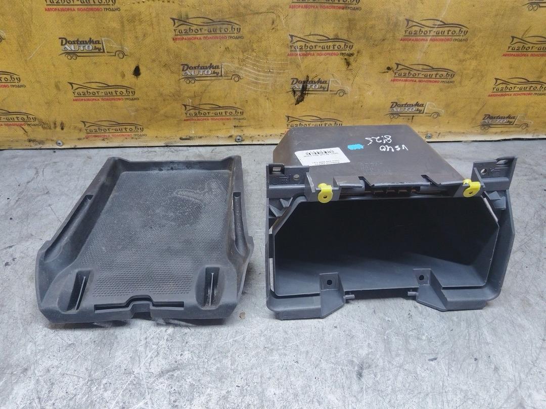 Бардачок 79EF3V Volvo S40 undefined