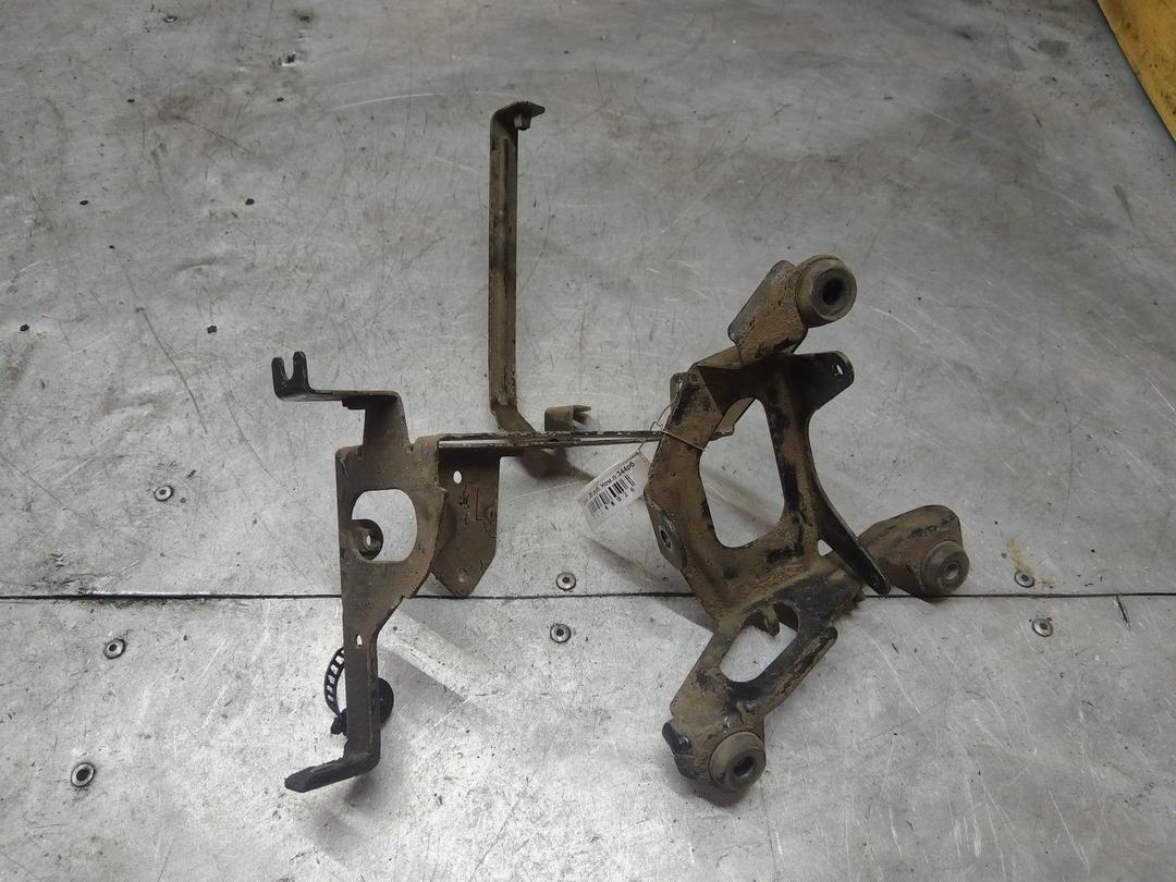 Крепление блока ABS 6WZJTE Audi A4