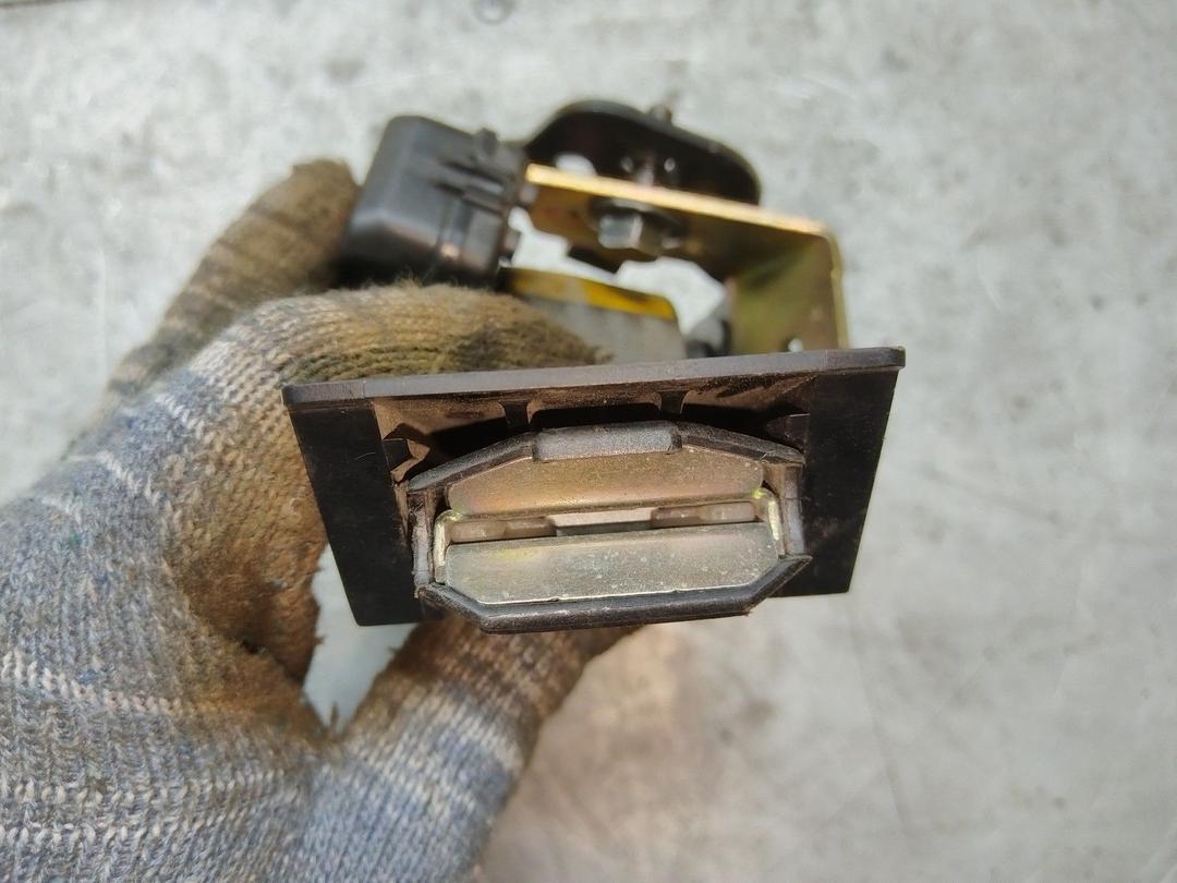 Ремень безопасности задний центральный QS3XJJ Volvo V40 купить с доставкой