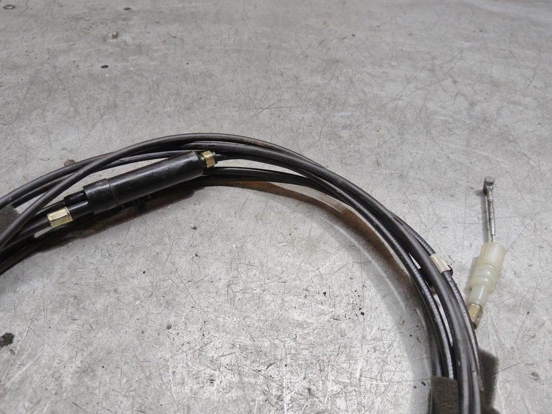 Трос открывания багажника V7U8X4 Honda Accord купить в магазине запчастей бу