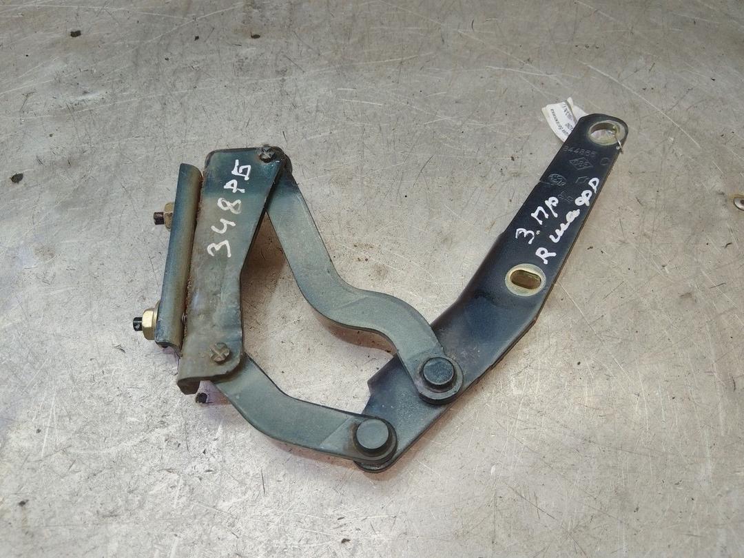 Петля крышки багажника GCAON0 Renault Safrane