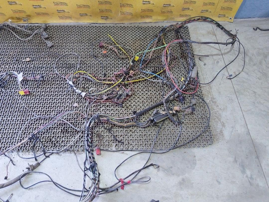 Проводка C2G3QW Audi A4 undefined