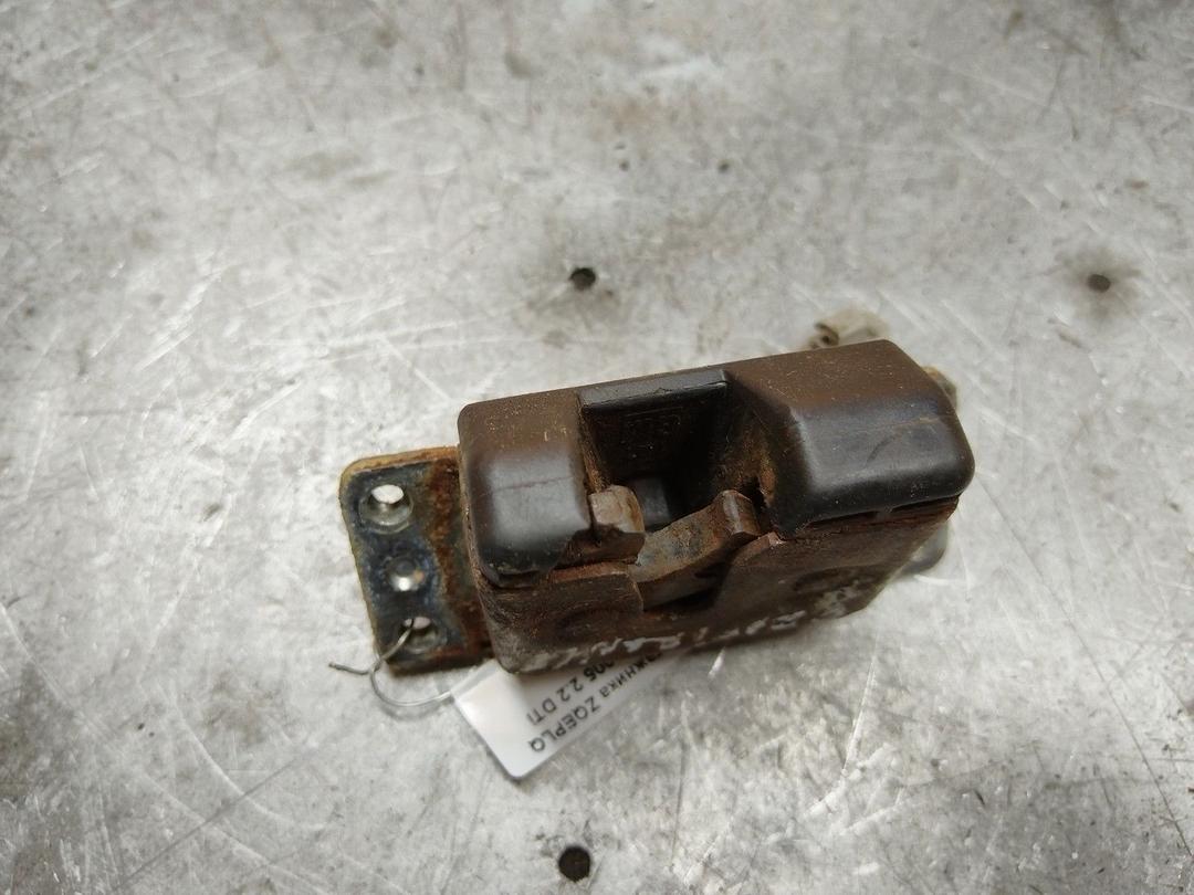 Замок багажника ZQEPLQ Opel Zafira купить в магазине запчастей бу