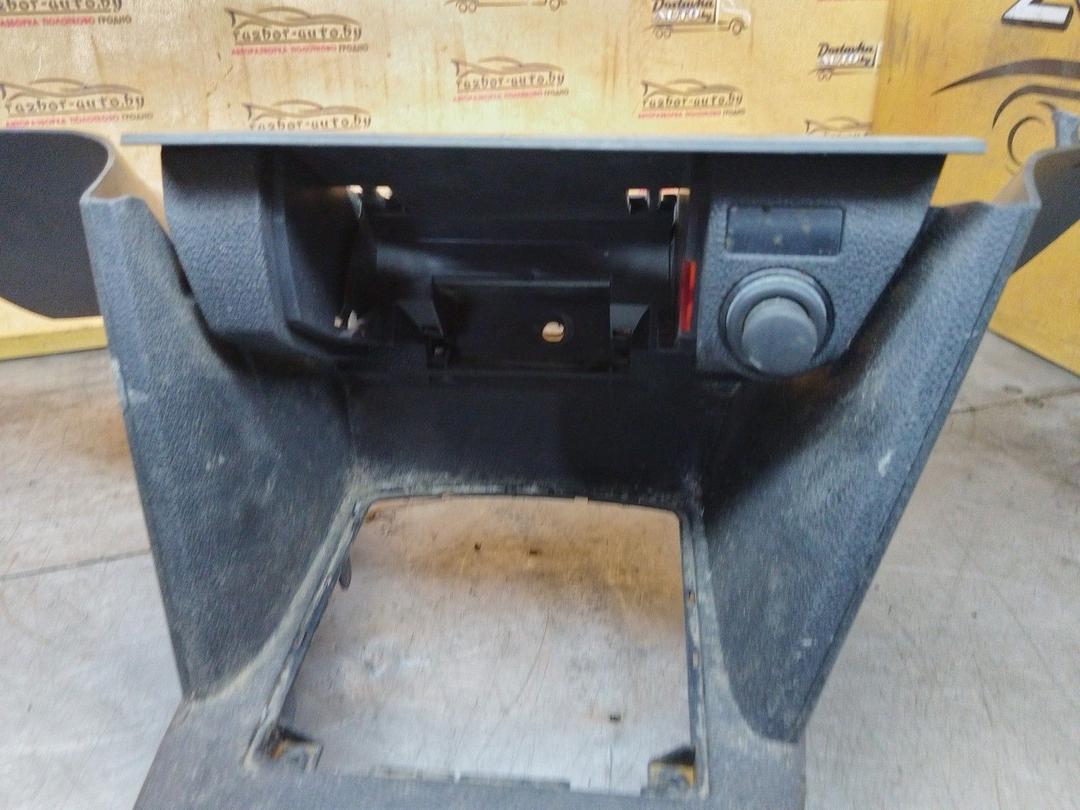 Консоль салона (кулисная часть) EVNNQW Volkswagen Caddy купить