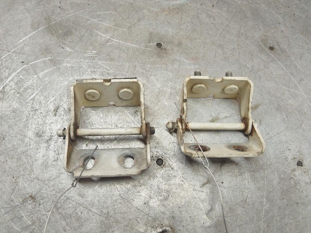 Петля крышки багажника RESMG8 Ford Mondeo купить