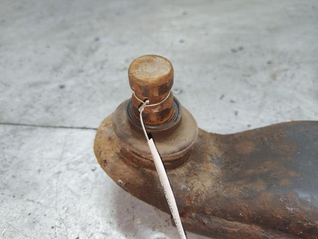 Рычаг передний правый A7QJY4 Mitsubishi Grandis купить