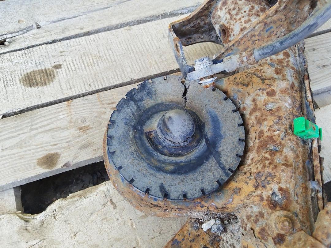 Балка подвески задняя DWYVBW Volkswagen Passat undefined