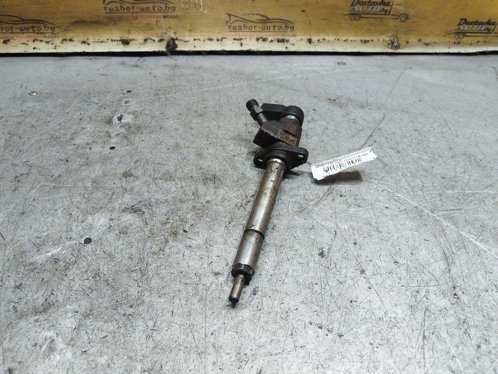 Форсунка O1U72Q Ford Galaxy - Фото 2