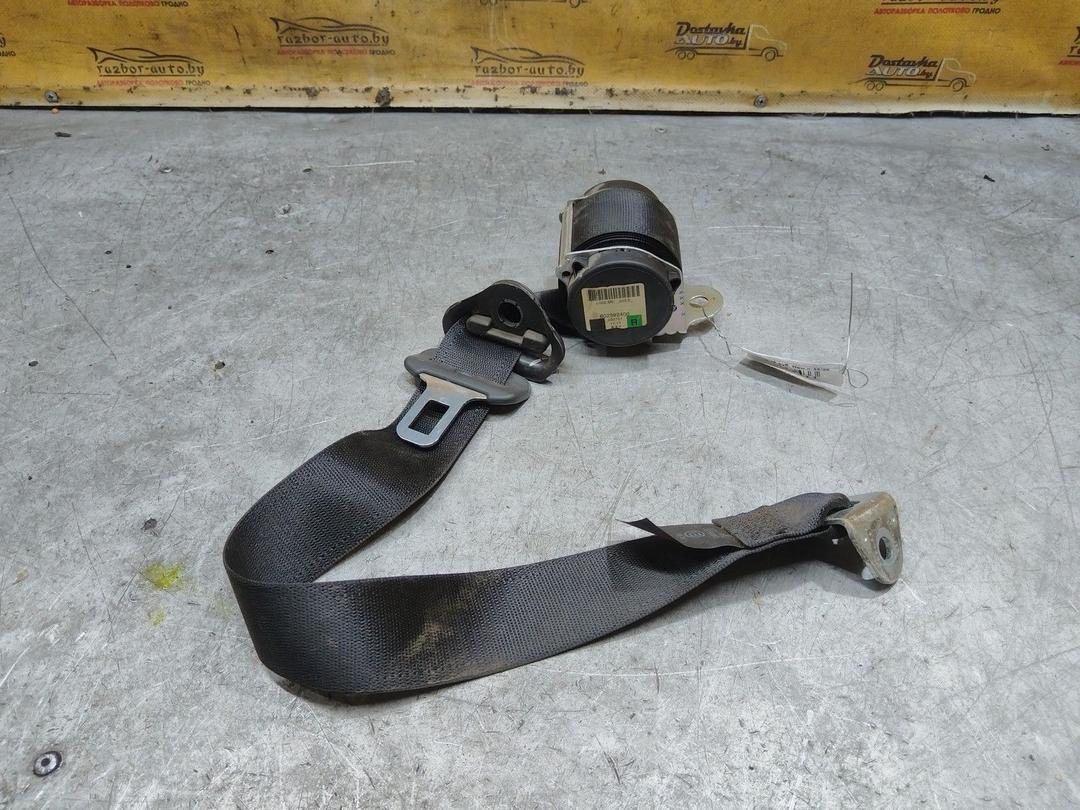 Ремень безопасности задний правый I5P4ED Opel Zafira