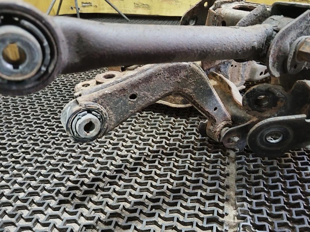 Балка подвески задняя OX7NG6 Ford Fusion - Фото 4