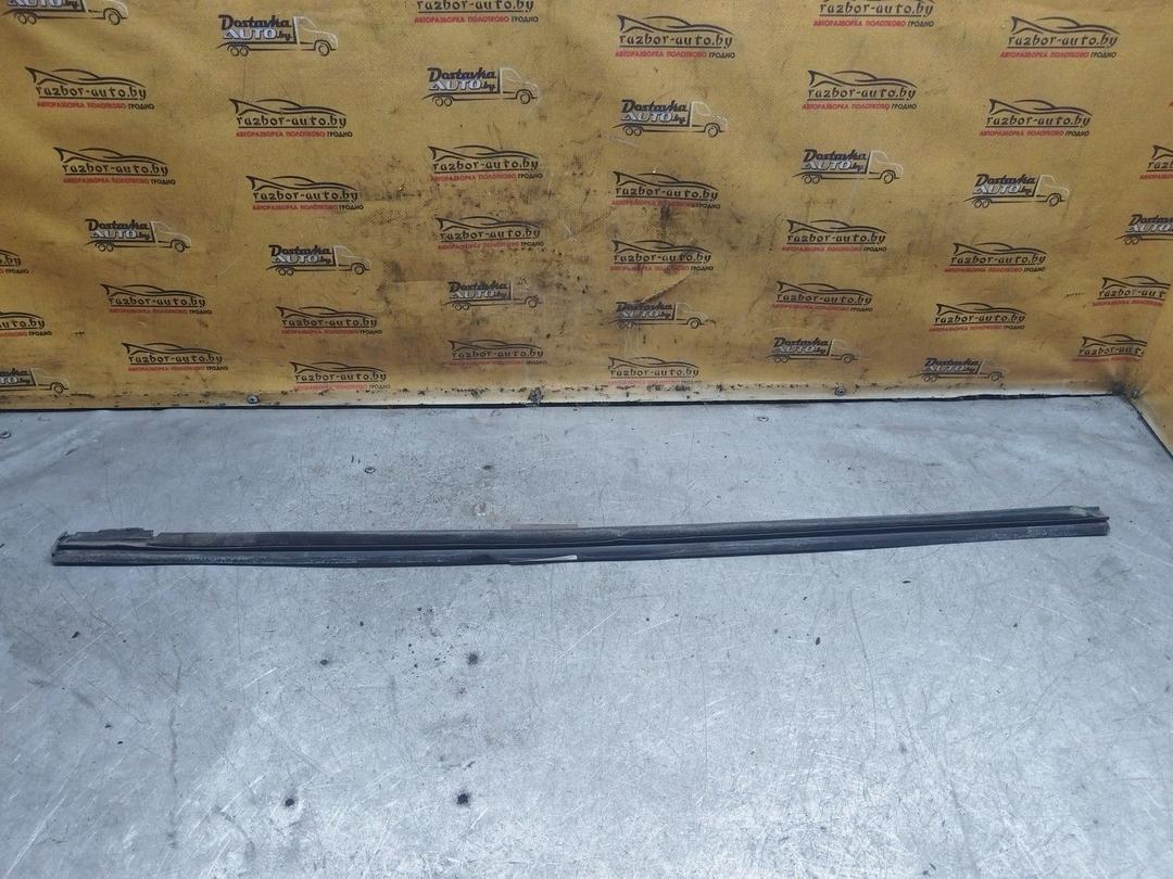 Молдинг стекла двери передней левой наружный 7R6XF5 Ford C-Max купить