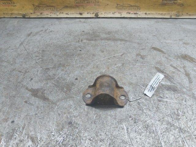 Крепление втулки стабилизатора 4HSM4H Ford Mondeo