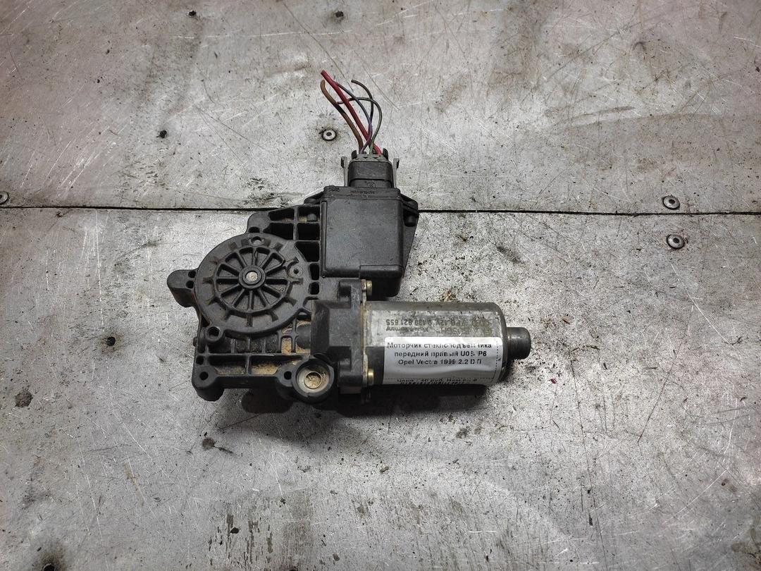 Моторчик стеклоподъемника передний правый U0SJP6 Opel Vectra