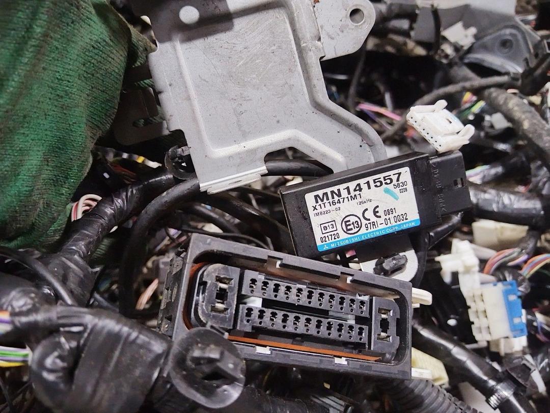 Проводка X2MN11 Mitsubishi Grandis купить с доставкой. Огромный выбор запчастей и марок авто. У нас есть практически все.