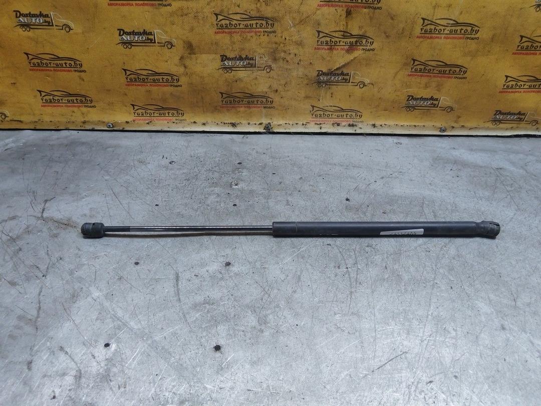 Амортизатор крышки багажника (3-5 двери) 8UFN10 Mazda 3 купить с доставкой