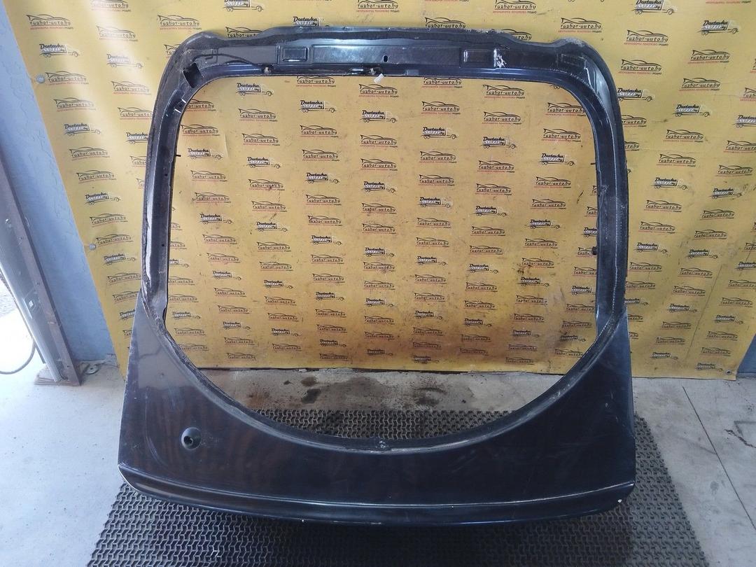 Крышка багажника (дверь 3-5) JB2V8R Mitsubishi Carisma undefined
