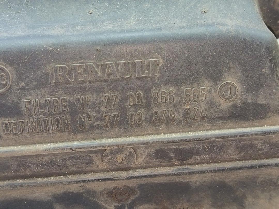 Корпус воздушного фильтра FIXOF9 Renault Safrane купить с доставкой