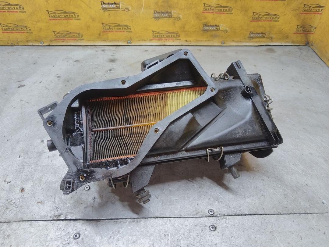 Корпус воздушного фильтра 3IR2RL Audi 80