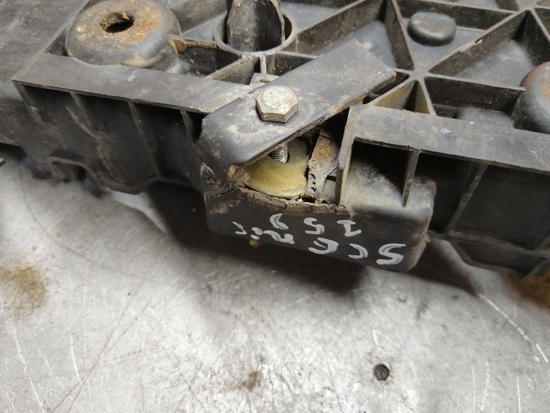 Полка аккумулятора I8X2PE Renault Scenic купить с доставкой